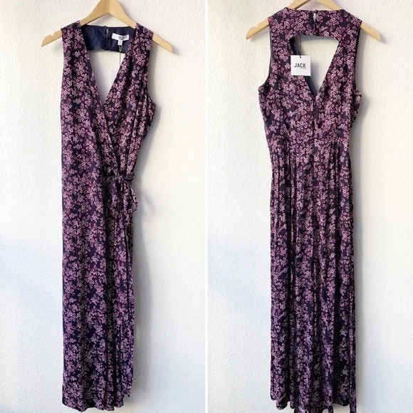 NWT Jack by BB Dakota Ditsy Floral Navy Jumpsuit - Picture 3 of 6